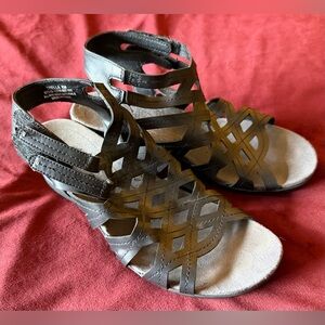 Chic Black Strappy Sandals